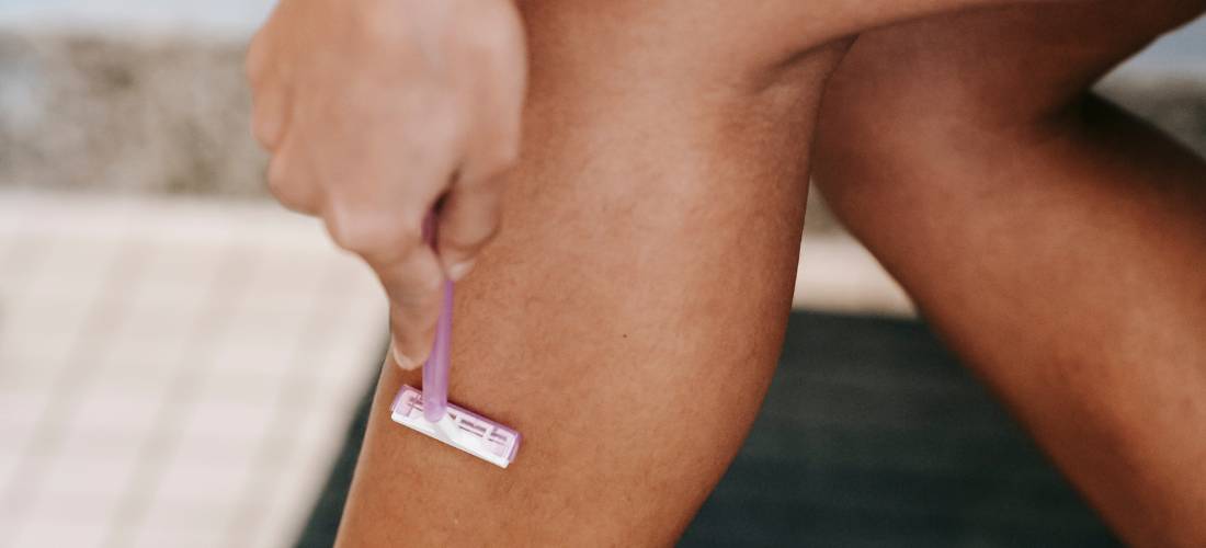 Épilation et boutons : astuces pour une peau lisse et sans irritations