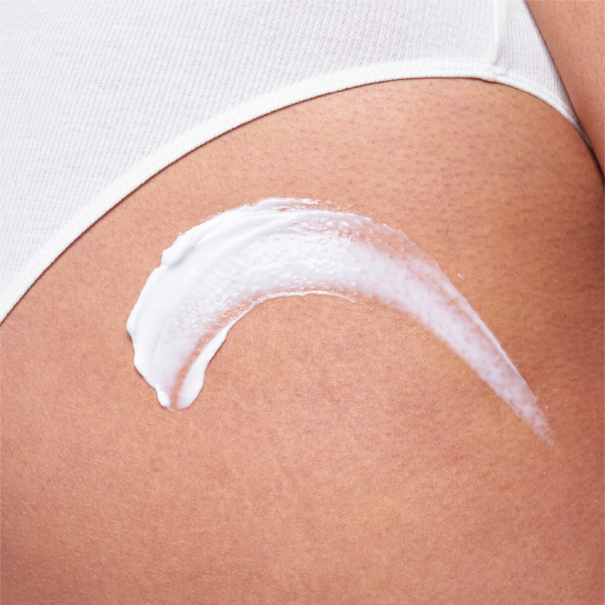 Unifying & Moisturizing Body Milk